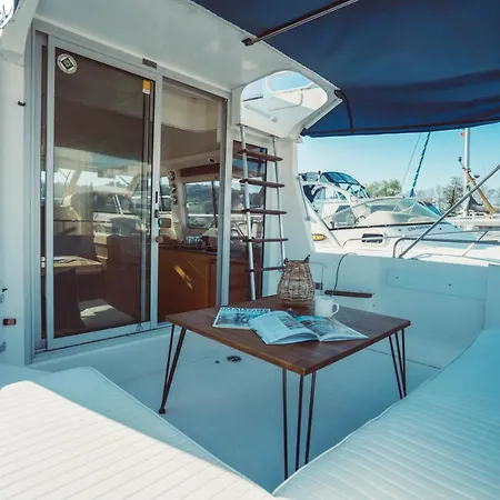 ספינת מלון No Limit Charter Bateau Avec Parking Prive Proche Centre-ville רואן