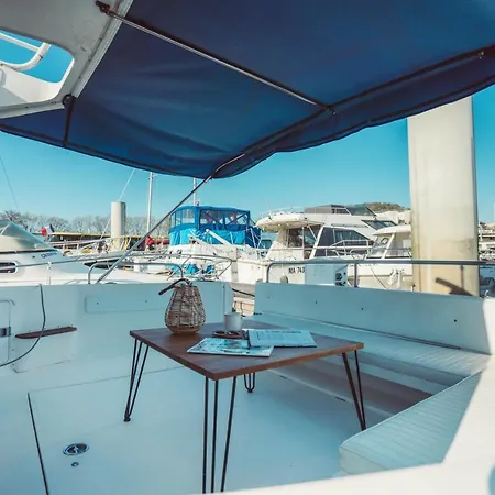 No Limit Charter Bateau Avec Parking Prive Proche Centre-ville רואן