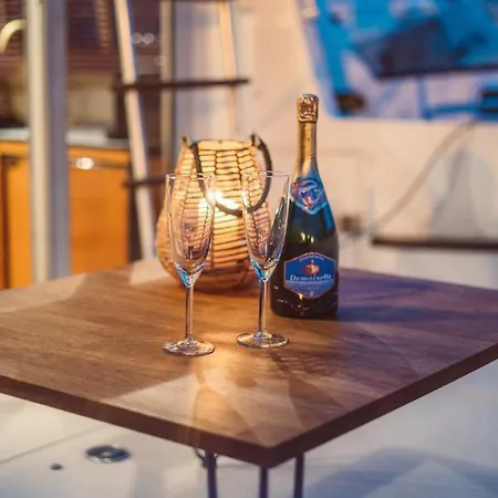 No Limit Charter Bateau Avec Parking Prive Proche Centre-ville * רואן