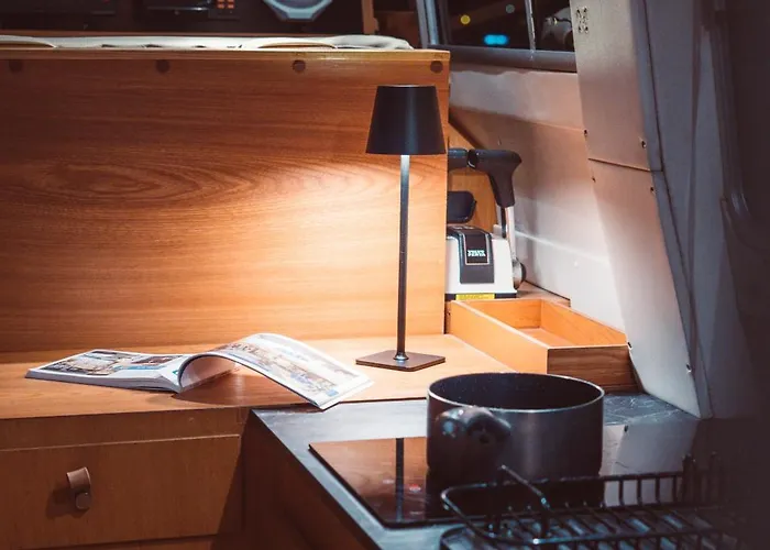 No Limit Charter Bateau Avec Parking Prive Proche Centre-ville Botel Rouen